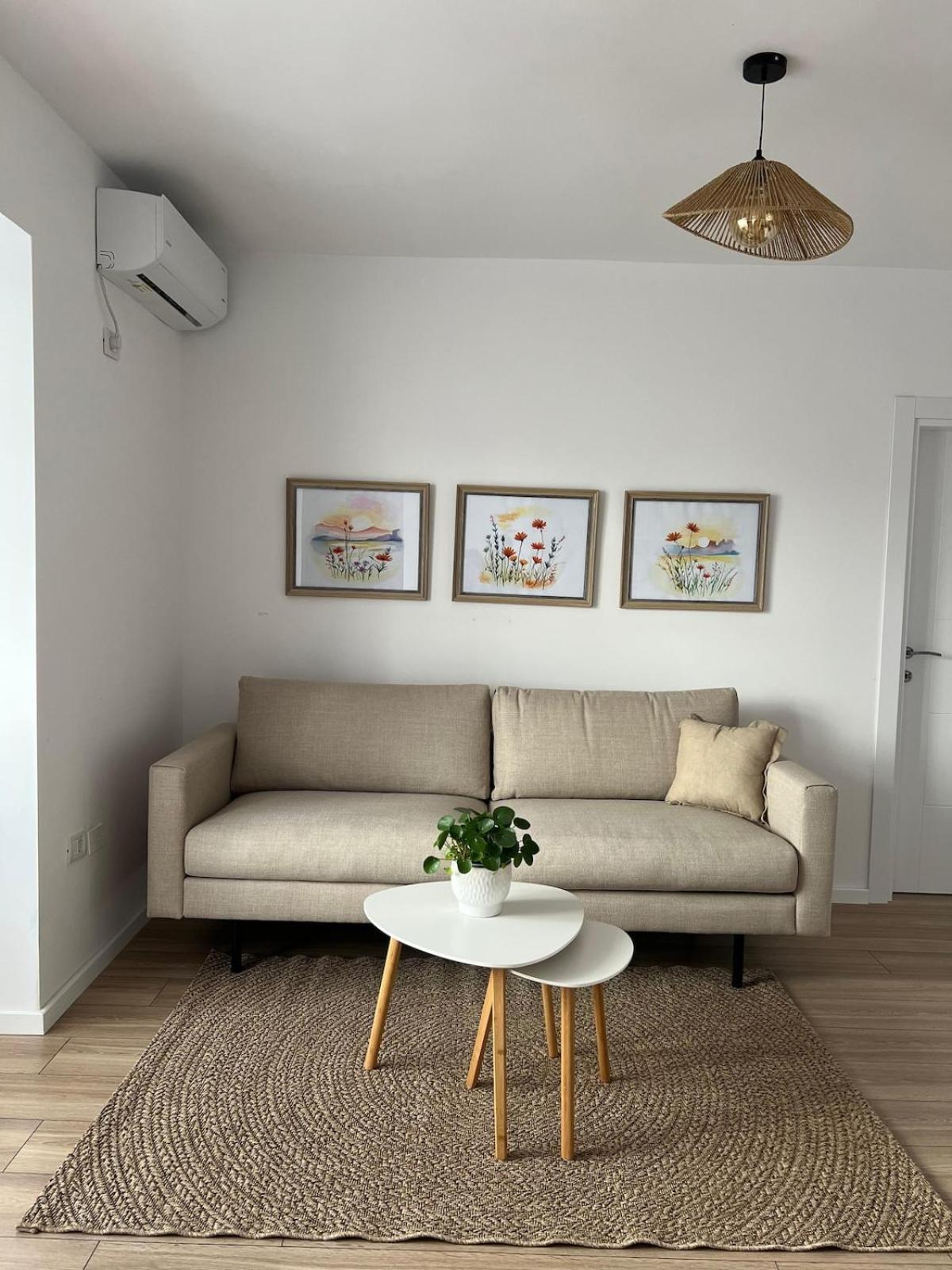 Apartament Taka